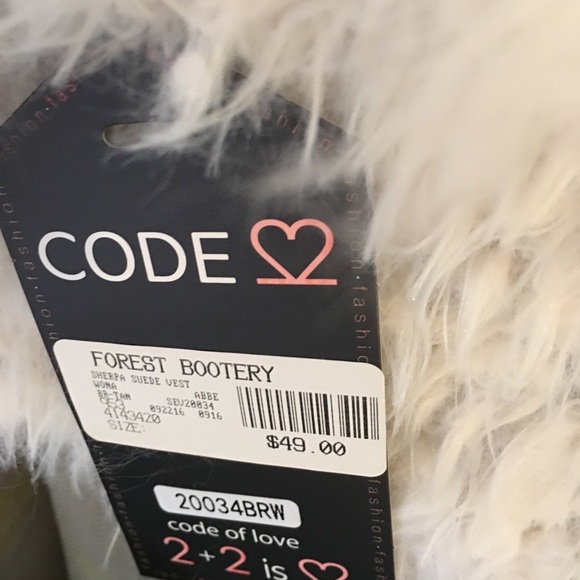 Code 22 Faux Suede Vest - Picture 5 of 6